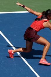 Emma Raducanu Defeats Ena Shibahara at US Open First Round