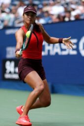 Emma Raducanu Defeats Ena Shibahara at US Open First Round