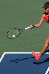 Emma Raducanu Defeats Janice Tjen at US Open Flushing Meadows