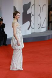 Emma Stone Venice Triumph: A Custom Louis Vuitton Gown That Redefined Red Carpet Glamour