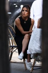 Eva Longoria’s Parisian Filming Uniform