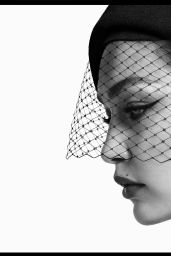 Gigi Hadid Unveils V Magazine Glamour