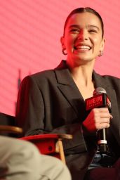 Hailee Steinfeld Debuts Whiplash Chic at Fan Expo Canada 2025