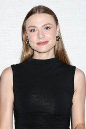 Hayley Erin Attends Y&R Fan Event in Burbank – Denim Redux