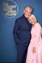 Helen Mirren’s Gilded Elegance on The Tonight Show