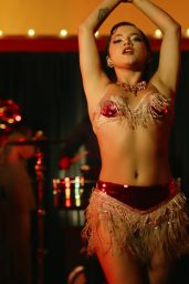 Isabela Merced Unveils Flapper-Chic 