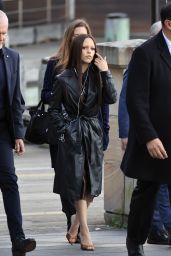 Jenna Ortega Debuts “Neo-Goth” in Sydney