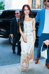 Jenna Ortega’s Gothic Glamour: Dissecting Her New York Press Day Style