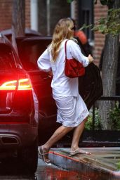 Jennifer Lawrence’s Vintage-Inspired NYC Uniform