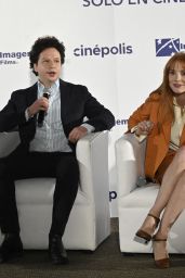 Jessica Chastain unveils playful Fendi resort at Dreams press event