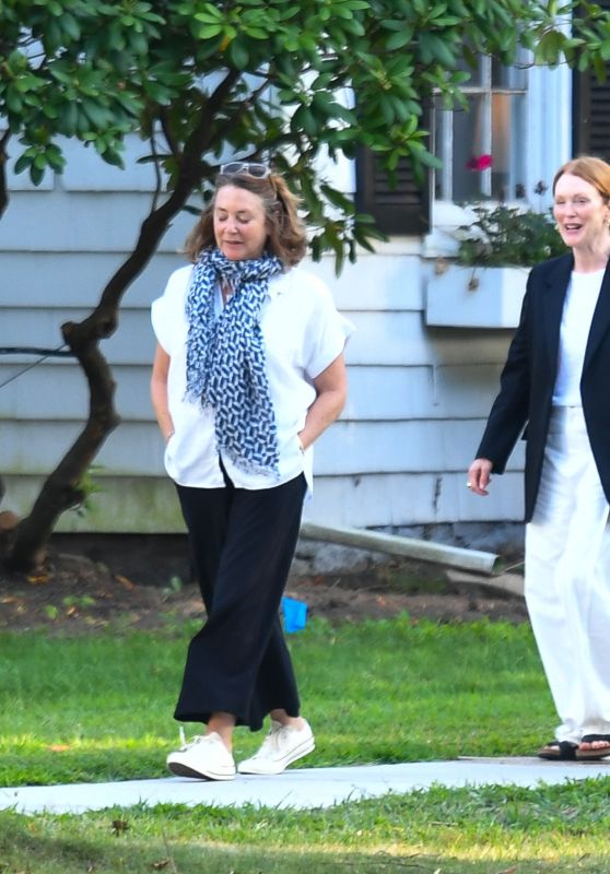 Julianne Moore and Friends Step Out in The Hamptons