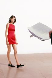 Kaia Gerber’s Givenchy Fall/Winter 2025: A Masterclass in Minimalist Rebellion