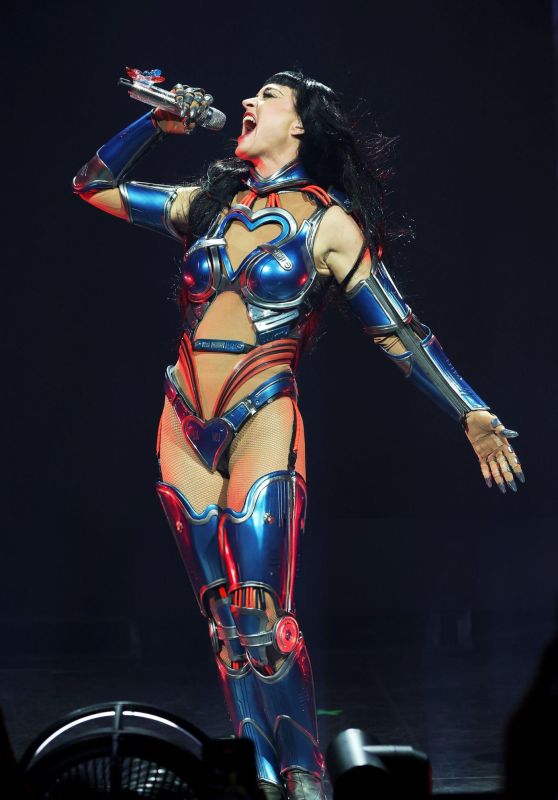 Katy Perry’s Cyber-Pop Conquest at Madison Square Garden
