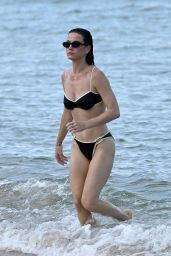 Katy Perry Unveils a New Celebrity Style on Miami Beach