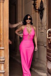 Kim Kardashian's Shocking Pink Paris Unveiling