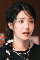 Kwon Eunbi Unveils THE RED Concert Promos