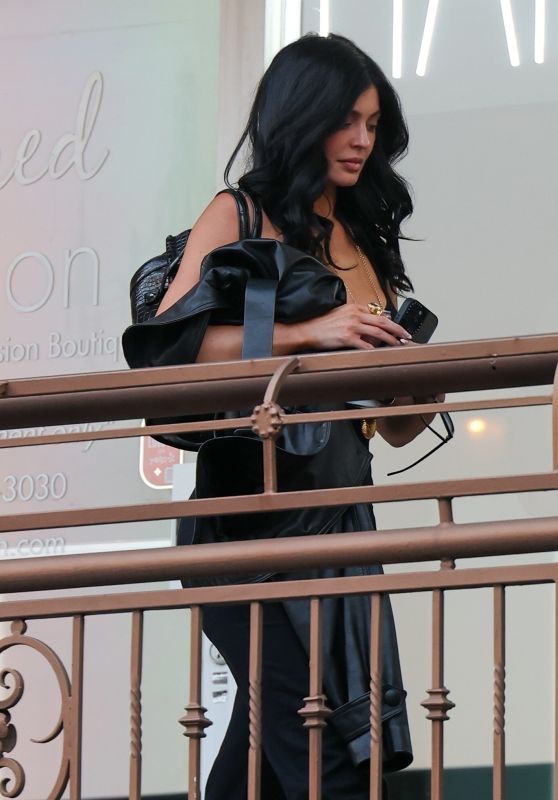 Kylie Jenner’s Tom Ford-Era Gucci Revival