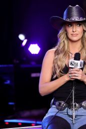 Lainey Wilson Unveils Cowgirl Couture in Los Angeles
