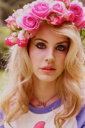 Lana Del Rey’s Kitsch-Chic Debut in 2010