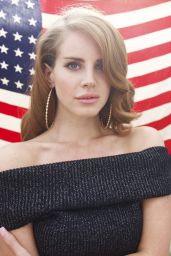 Lana Del Rey Unveils Retro-Bohemian Euphoria in 2011