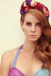 Lana Del Rey Unveils Retro-Bohemian Euphoria in 2011