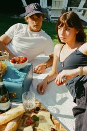 Lauren Donzis Unveils Rowena Knitwear Campaign