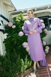 Lili Reinhart Unveils A 70s-Inspired Glamour for InStyle Mexico