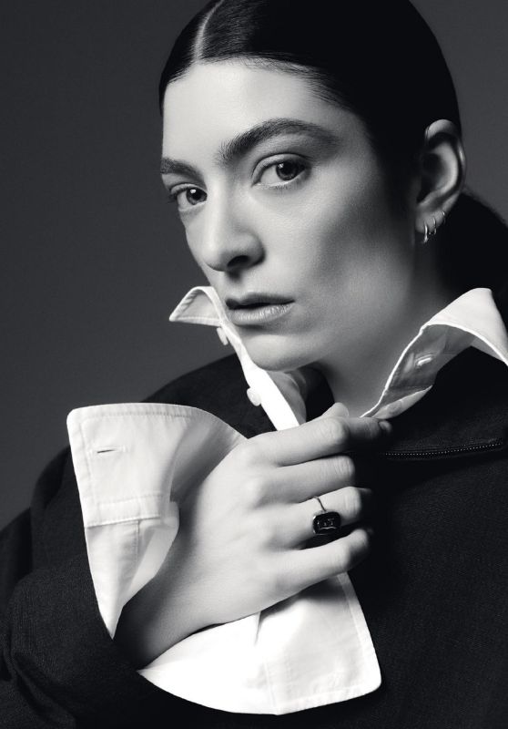 Lorde’s Velvet Rebellion: A Monochrome Masterclass for Le Monde Lorde’s Velvet Rebellion: A Monochrome Masterclass for Le Monde