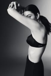 Lorde’s Velvet Rebellion: A Monochrome Masterclass for Le Monde