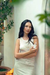 Maddie Ziegler Debuts Maison Margiela Campaign