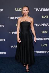 Madison Iseman’s Minimalist Drama at NYC Premiere