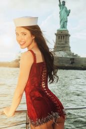Margaret Qualley