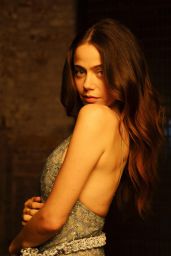 Molly Gordon Unveils Mermaidcore Glamour