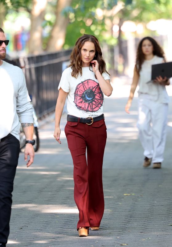 Natalie Portman Unveils 