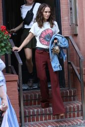 Natalie Portman Unveils 
