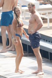 Nina Agdal Debuts Sleek Cernobbio Swim Style