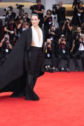Noomi Rapace attends "Bugonia" Venice red carpet