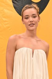 Olivia Ponton Unveils Sporty Chic at Breitling NFL Partnership Bash