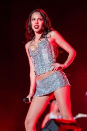 Olivia Rodrigo Lollapalooza 2025 Style