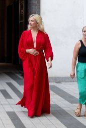 Pixie Lott’s Crimson Drama in East London