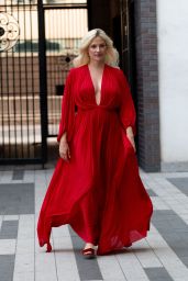 Pixie Lott’s Crimson Drama in East London