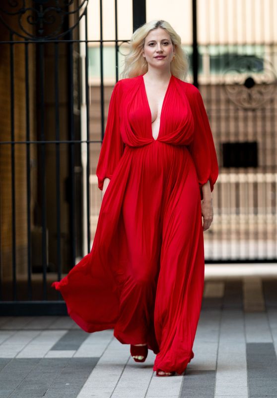 Pixie Lott’s Crimson Drama in East London