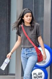 Rachel Zegler’s London Street Style: A Quietly Perfect Fashion Moment