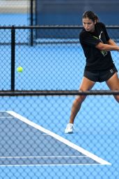 Raducanu’s Cincinnati Practice: A Sportswear Duality