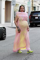 Rihanna’s Neon-Pastel Collision in Los Angeles