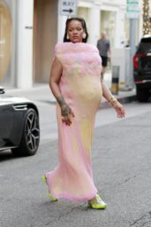Rihanna’s Neon-Pastel Collision in Los Angeles