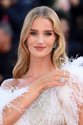 Rosie Huntington-Whiteley Armani Privé Venice 2025