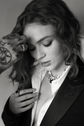 Sadie Sink Unveils Bvlgari Jewels at Venice