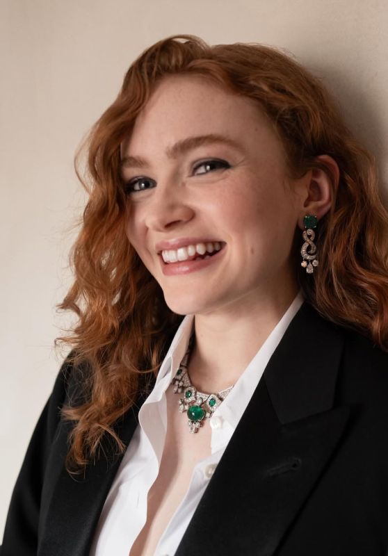 Sadie Sink Unveils Bvlgari Jewels at Venice