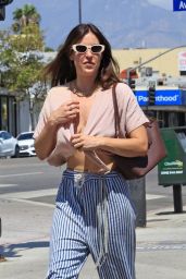 Scout Willis’s Effortless L.A. Street Style